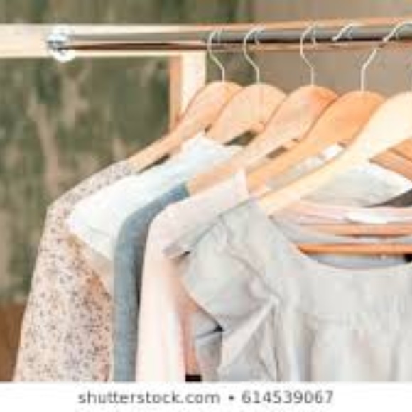 Meet your Posher, Christina - Picture 3 of 7